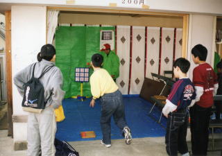 野江水神社　稲荷祭での模擬店の様子