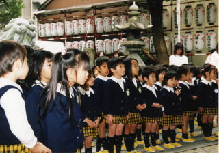 野江水神社　七五三詣の様子