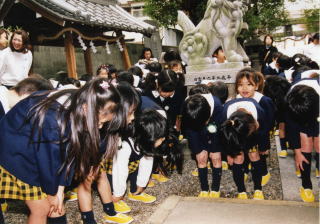 野江水神社　七五三詣の様子